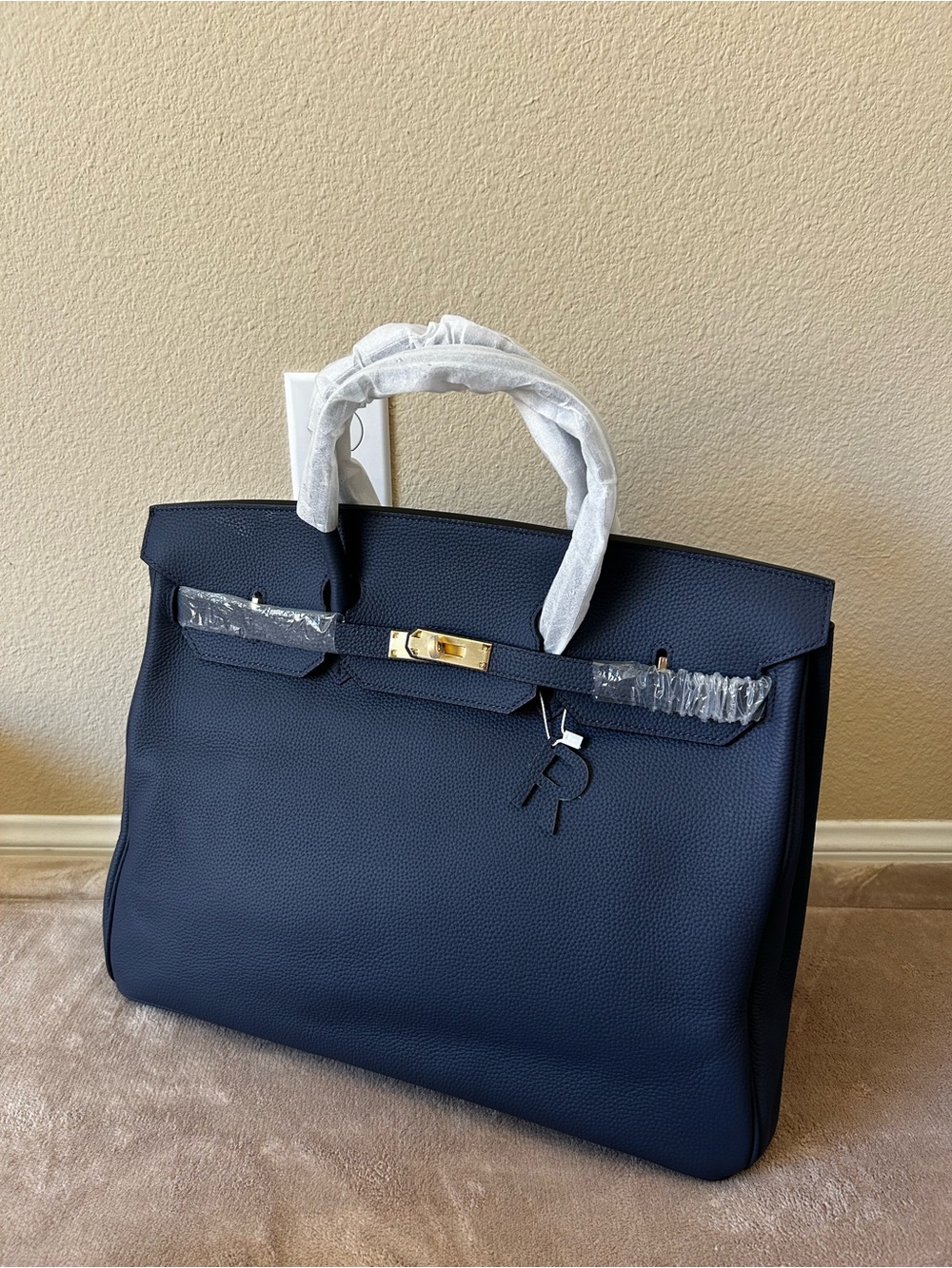 40cm XXL Classic Navy Leather Top-Handle Bag